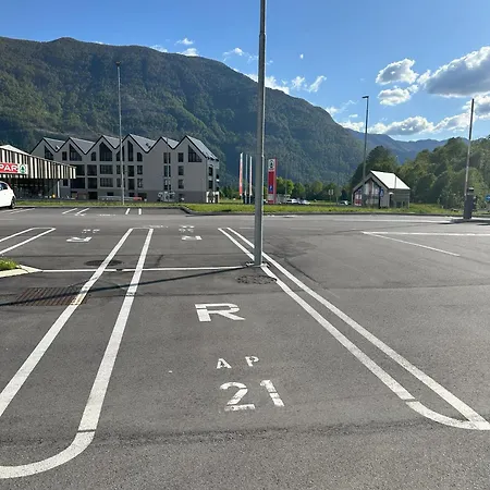 Apartma 21 - Ajda *