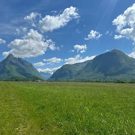 Apartma 21 - Ajda アパート *